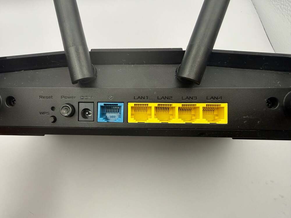 ASUS RT-AX1800S Wireless-AX1800 Dual-Band Wi-Fi 6 Router - Picture 3 of 5